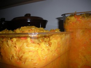 cfgt0412 Curious Farm Ginger-Turmeric Sauerkraut